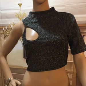Black women’s top size medium